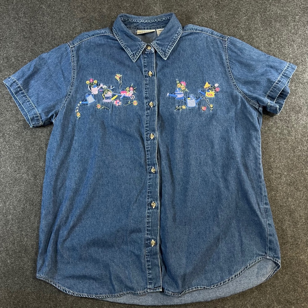 Basic Editions Womens L Denim Button Down Shirt Embroidered Garden Blue Cotton